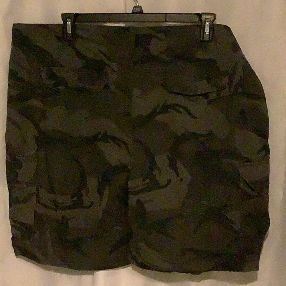 Men’s Sonoma Camouflage Cargo Shorts - Picture 4 of 5